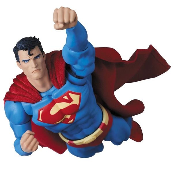 MAFEX Superman HUSH Ver. - DC Comics | Medicom Toy figure