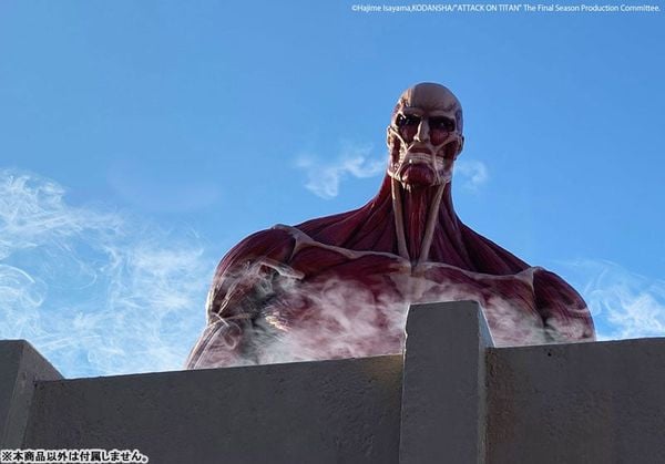 Mega Soft Vinyl Colossal Titan - Attack on Titan | Kaiyodo Figure