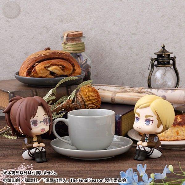 LookUp Hange Zoe - Attack on Titan | MegaHouse figure