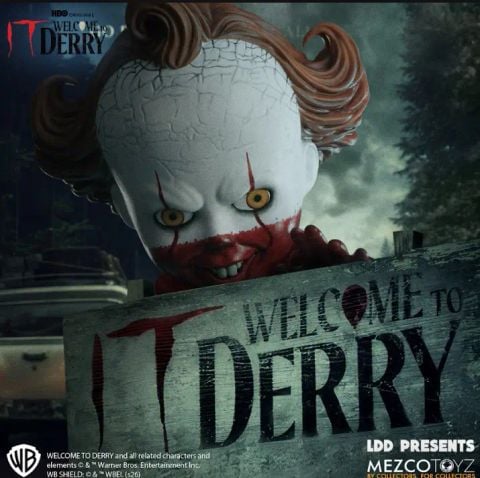 Pennywise - It Welcome to Derry | Mezco Figure