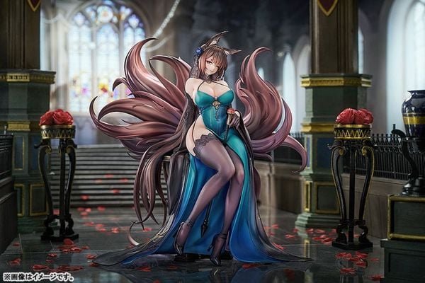 Amagi Throne of Fallen Petals Ver. 1/7 - Azur Lane | Good Smile Arts Shanghai figure