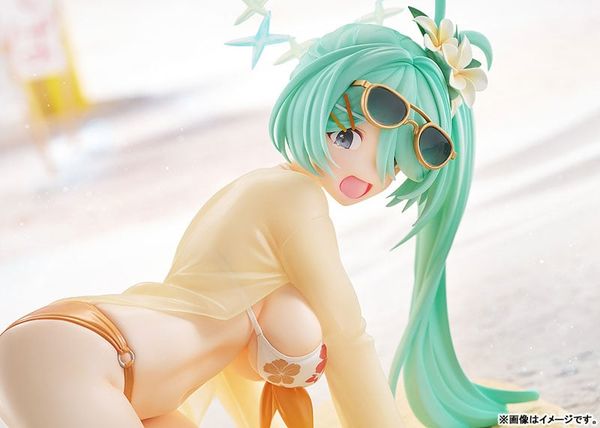 Tsuchinaga Hiyori Swimsuit Memorial Lobby Ver. 1/6 - Blue Archive | Phat Company figure