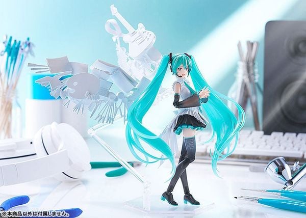 PLAMATEA Hatsune Miku Happy 16th Birthday Ver. - Character Vocal Series 01 | Max Factory