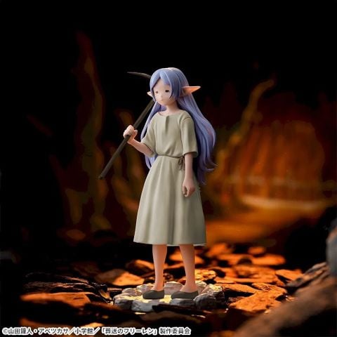 High Premium Figure Frieren Kouzan de 300-nen Hataraku Koto ni Nachatta Sousou no Frieren | Sega Fave Figure
