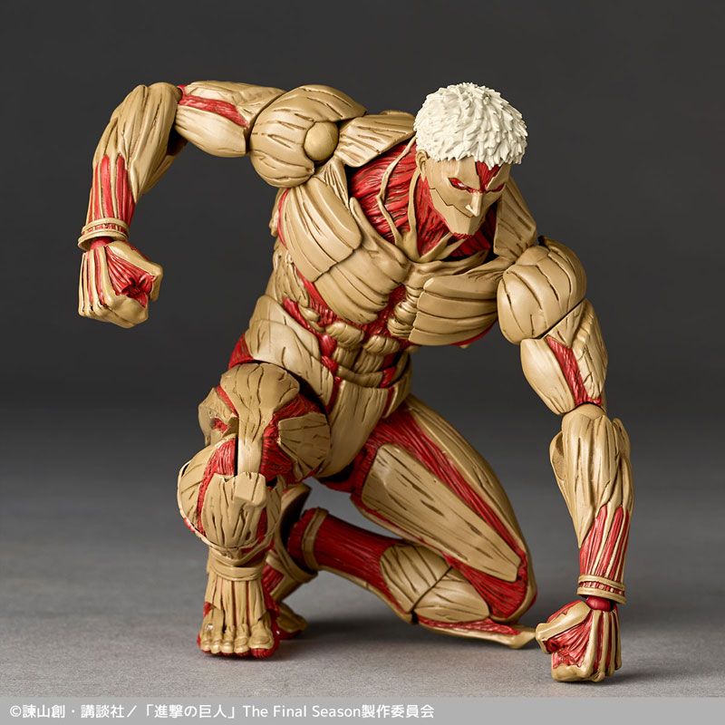 FIGURINE ARMORED TITAN - Attack on Titan - 1/10 scale