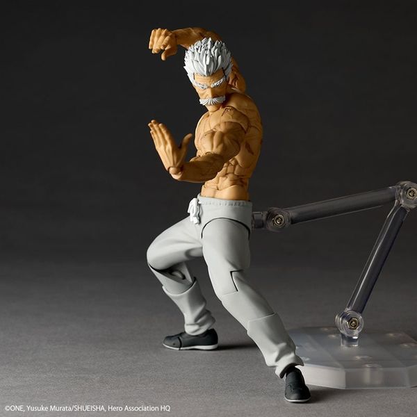 Revoltech Amazing Yamaguchi Silver Fang - One-Punch Man | Kaiyodo figure