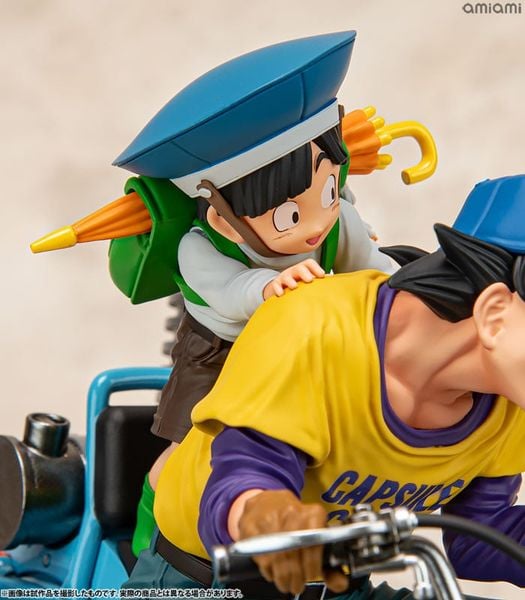 Desktop Real McCoy EX Son Goku & Gohan & Bipedal Walking Robot - Dragon Ball Z | MegaHouse Figure