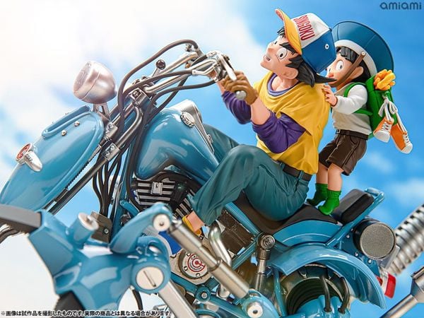 Desktop Real McCoy EX Son Goku & Gohan & Bipedal Walking Robot - Dragon Ball Z | MegaHouse Figure