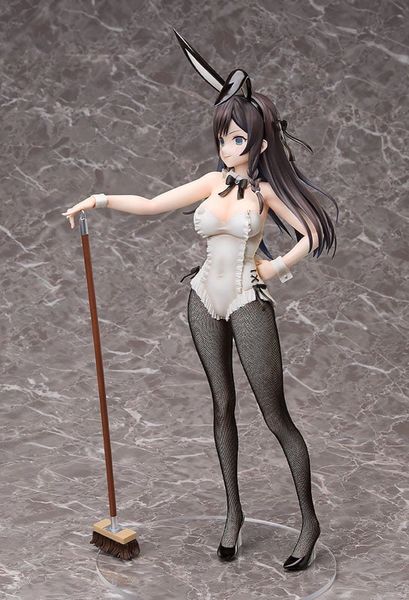 Alina Clover Bunny Ver. 1/4 - I May Be a Guild Receptionist, But I'll Solo Any Boss to Clock Out on Time | FREEing figure