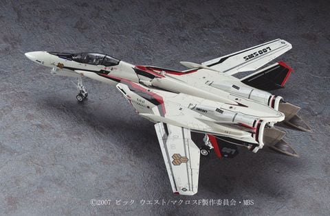 1/72 VF 25F/S Messiah Plastic Model - Macross Frontier | Hasegawa Plastic Model