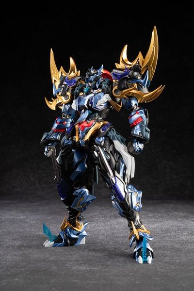 Plastic Model MNP XH16 Zhong Yong Xian Hun Jiang Dian Wei - MOTOR NUCLEAR Plastic Model