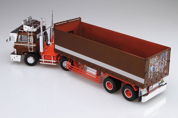 The Deco Truck No.04 Kotetsu 1/32 - Aoshima Plastic Model