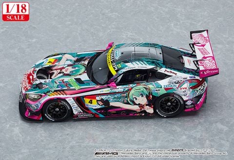 Hatsune Miku AMG 2020 SUPER GT Okayama Test Ver. 1/18 - VOCALOID | Good Smile Racing Figure