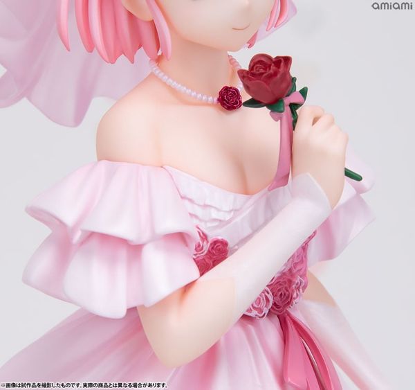 Momo Chiyoda Wedding Ver. 1/7 - The Demon Girl Next Door Season 2 | Medicos Entertainment figure