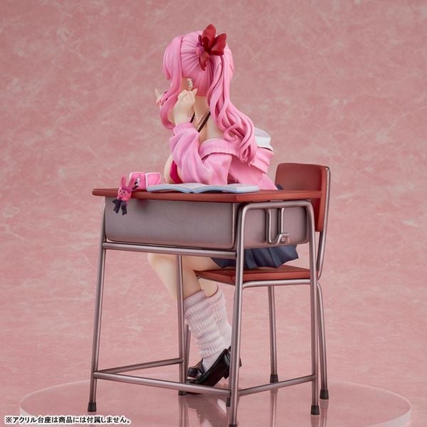 Ririna Momozono - Kirome Illustration | Union Creative figure