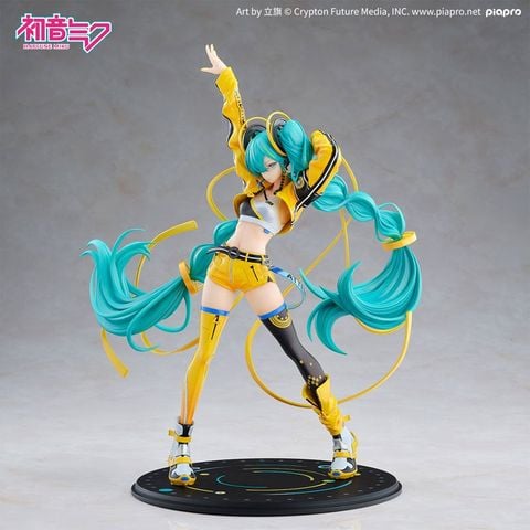 Character Vocal Series 01 Hatsune Miku 17th Anniversary Ver. 1/7 - VOCALOID Series | Kaiyodo figure