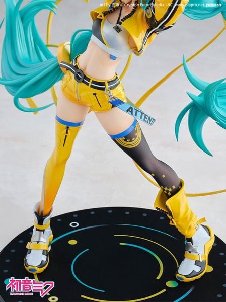 Character Vocal Series 01 Hatsune Miku 17th Anniversary Ver. 1/7 - VOCALOID Series | Kaiyodo figure