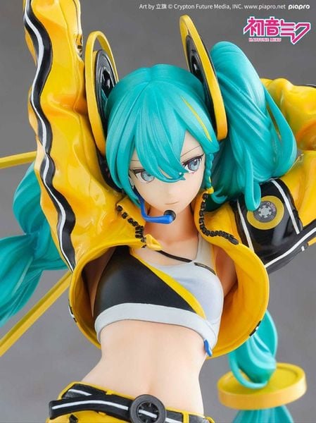 Character Vocal Series 01 Hatsune Miku 17th Anniversary Ver. 1/7 - VOCALOID Series | Kaiyodo figure