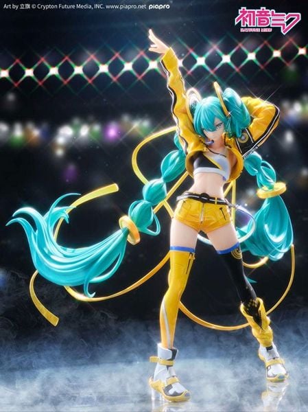 Character Vocal Series 01 Hatsune Miku 17th Anniversary Ver. 1/7 - VOCALOID Series | Kaiyodo figure