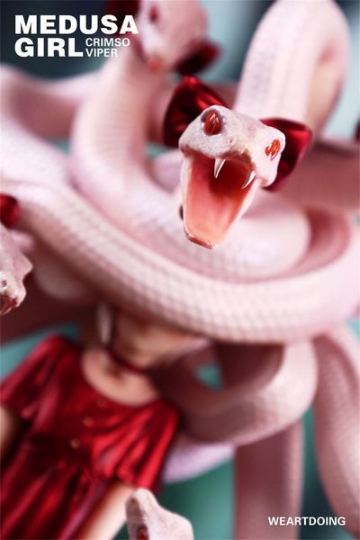 Crimson Viper - Original Illustration by Yoshioka | WE ART DOING figure