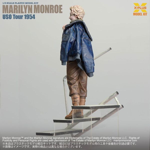 Model Kit Marilyn Monroe U.S.O. Tour 1954 1/8 - Person History | X-PLUS