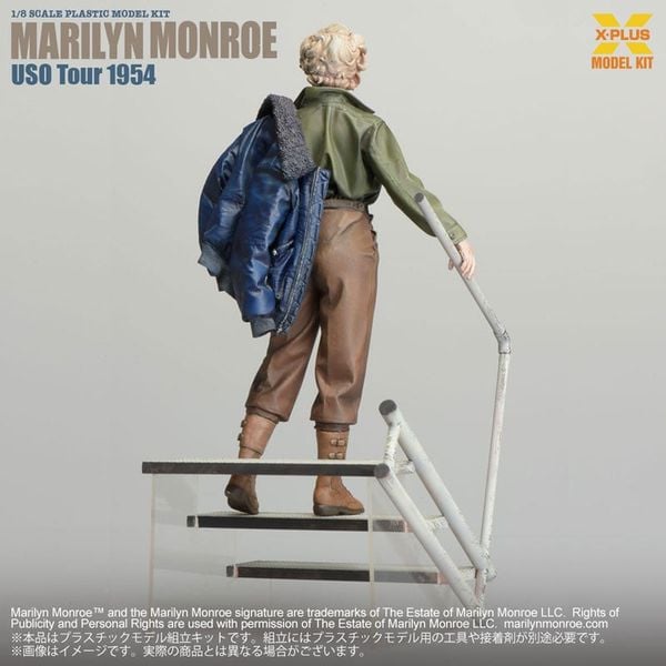 Model Kit Marilyn Monroe U.S.O. Tour 1954 1/8 - Person History | X-PLUS