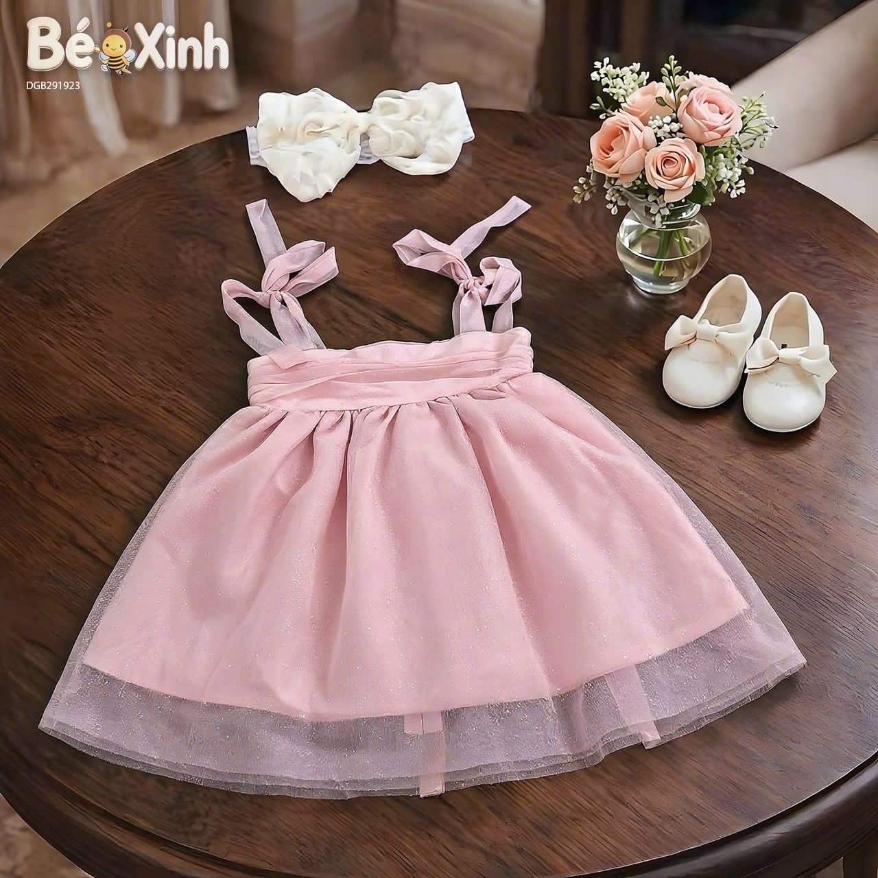 Đầm dây kim tuyến phối nơ dễ thương cho bé gái DGB291920
