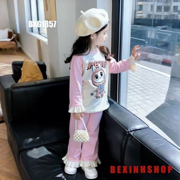 Bộ dài tay phối loe LABUBU dễ thương cho bé gái BXG1857