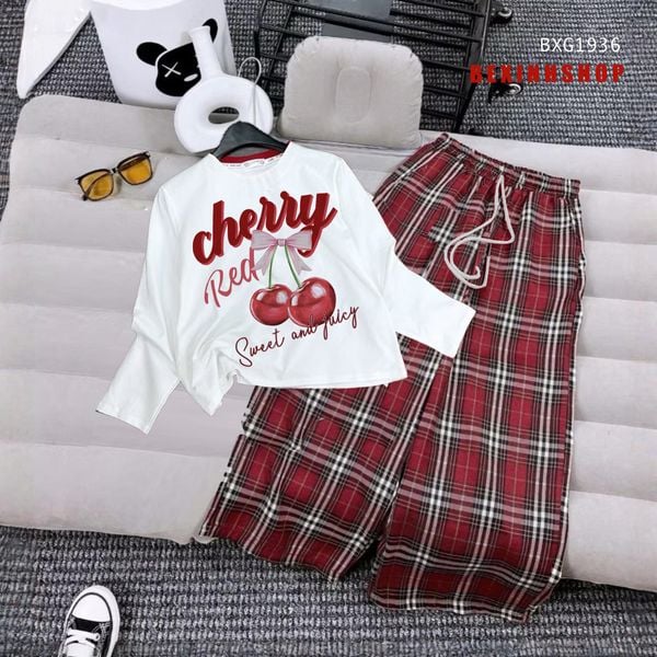 Set áo dài tay Cherry quần suông Caro dễ thương cho bé gái BXG1942