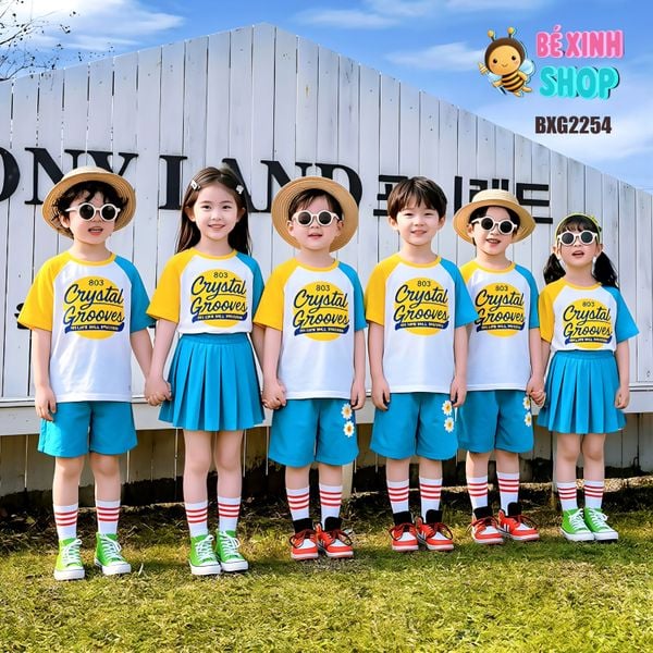 Bộ đồng phục bé trai & bé gái áo thun In Chữ Crystal quần váy cho bé nhảy múa, đi chơi BXG2254