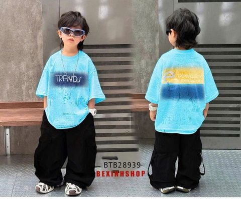 Set áo thun phối quần kaki túi hộp dài cực ngầu cho bé trai BTB28939