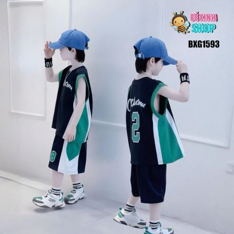 Bộ áo sát nách thể thao số 8 dễ thương cho bé trai ngày Hè BXG1591