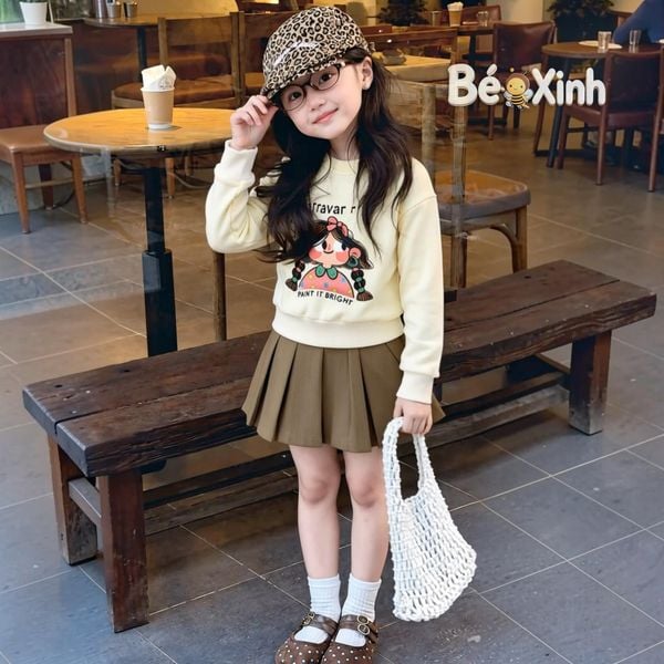 Set áo dài tay in bé gái phối chân váy xếp ly nhà Bé Xinh - outfit Thu Đông cho Bé Gái BXG2581