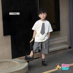 Set áo Cà vạt quần kaki phối dây phong cách Hàn Quốc cho bé trai đi chơi BXG2290