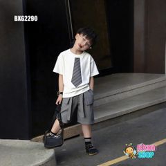 Set áo Cà vạt quần kaki phối dây phong cách Hàn Quốc cho bé trai đi chơi BXG2290