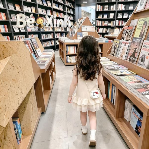 Váy đầm tầng bé gái phối tơ ánh kim nhà Bé Xinh Shop BXG2498