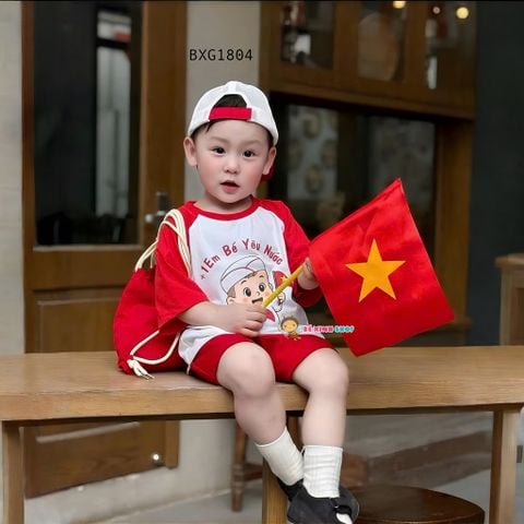 Bộ đồng phục bé trai & bé gái chơi lễ in Em bé yêu nước BXG1804
