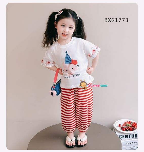 Bộ áo thun Hello Kitty Quần sọc ống thụng dễ thương cho bé gái BXG1773