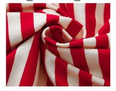 Bộ áo thun Hello Kitty Quần sọc ống thụng dễ thương cho bé gái BXG1773