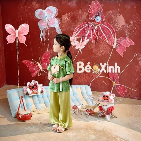 [Tặng Kèm Cham] Bộ lụa Gấm trung thu cho bé gái nhà Bé Xinh Shop BXG2299