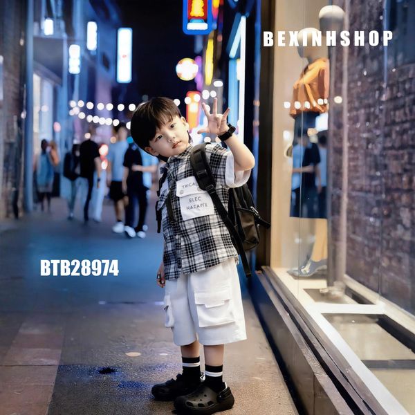 Set áo sơ mi quần kaki túi hộp dễ thương cho bé trai đi chơi BTB28974