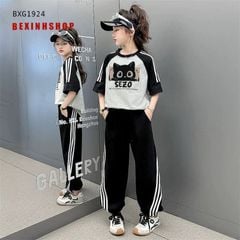 Set áo thun Mèo quần thể thao sọc lệch bo ống dễ thương cho bé trai & bé gái BXG1924