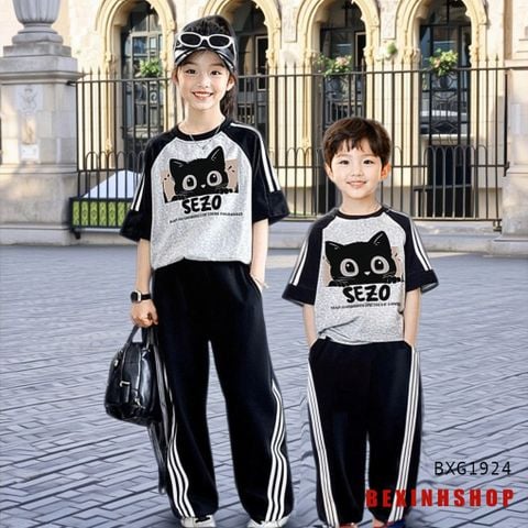 Set áo thun Mèo quần thể thao sọc lệch bo ống dễ thương cho bé trai & bé gái BXG1924