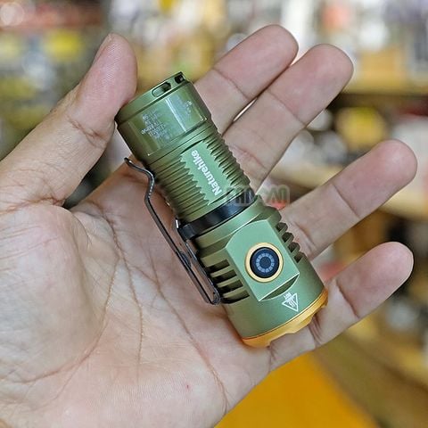 Đèn pin siêu sáng đa năng Naturehike Glare CNK2300011