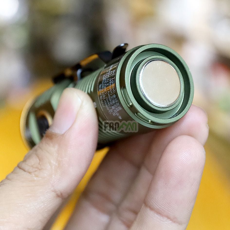 Đèn pin siêu sáng đa năng Naturehike Glare CNK2300011