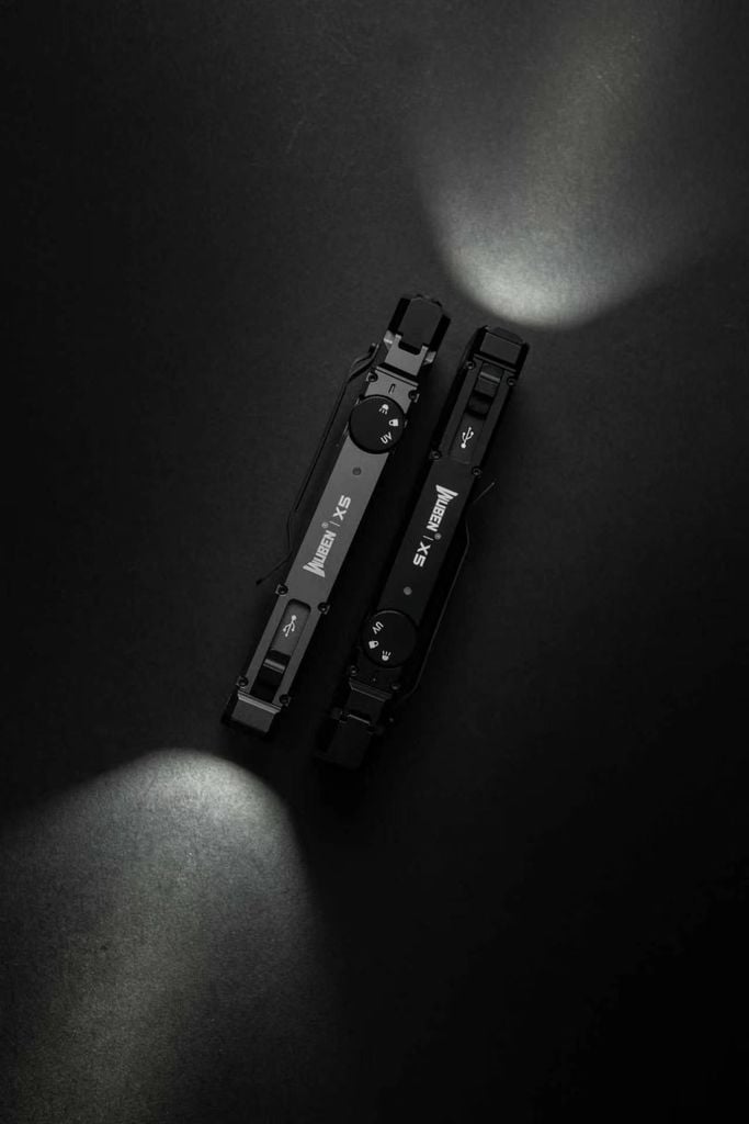 Wuben X5 đèn pin EDC 1300 Lumens + Laser + UV đa năng