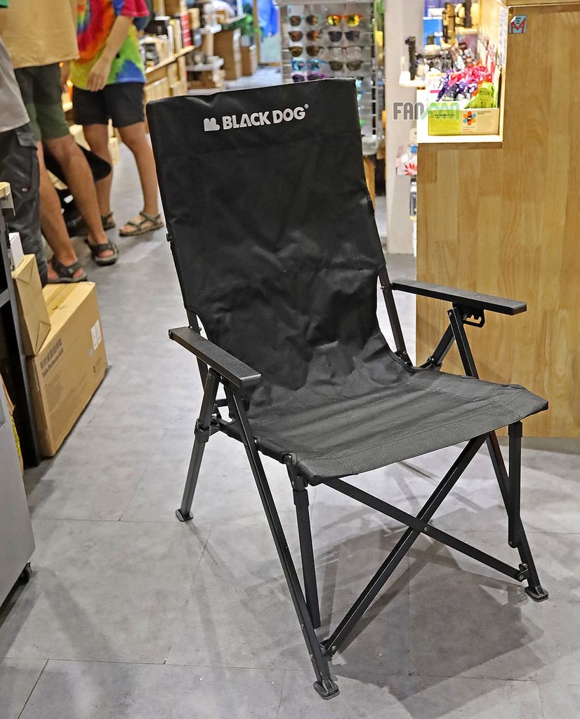 Ghế cắm trại gấp gọn lưng cao tựa đầu BLACKDOG CBD2450JJ042