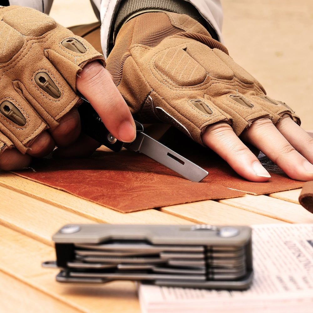 Nextool Multi Functional Knife dao xếp móc khóa bỏ túi 12 chức năng, ốp ABS