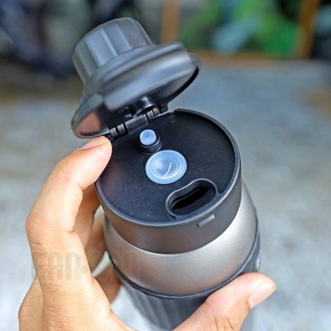 Naturehike CNK2550CF016 Bình giữ nhiệt Titan thể thao 600ml