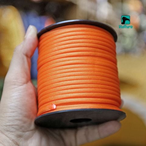 Cuộn 50m dây dù 9 lõi Paracord 550 Vultura VTR-RO2501